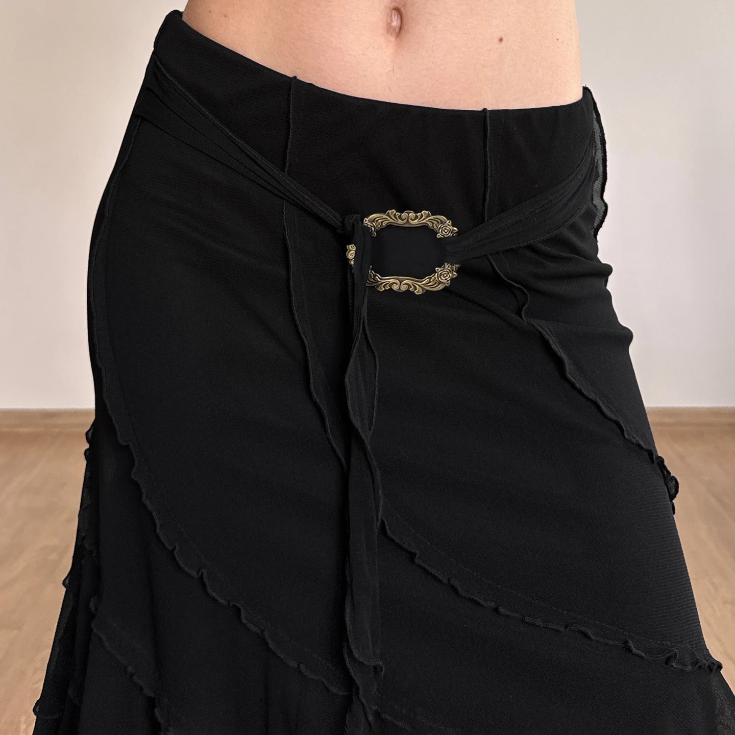 SUCHCUTE Women Y2K Vintage Layered Ruffle Mesh Midi Skirt Low Waist Irregular Long Skirt Metal Buckle Dark Gothic A Line Skirts