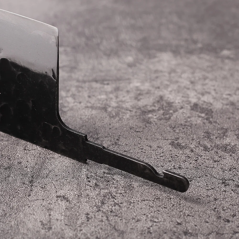 Cucina giapponese in acciaio composito fatto a mano fai-da-te da 8,2 pollici Kiritsuke Coltello da chef Lama vuota Full Tang Bordi ultra affilati Strumenti per la creazione