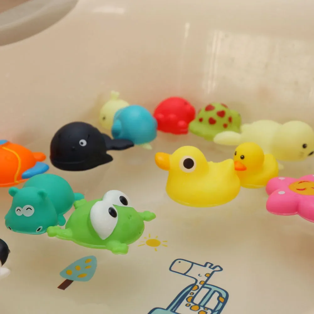 13Pcs Bath Toys Lovely Mixed Animals Swimming Shower Toy Colorful Childen Float Squeeze Sound Bathing Rubber Ducks Kids Toddler