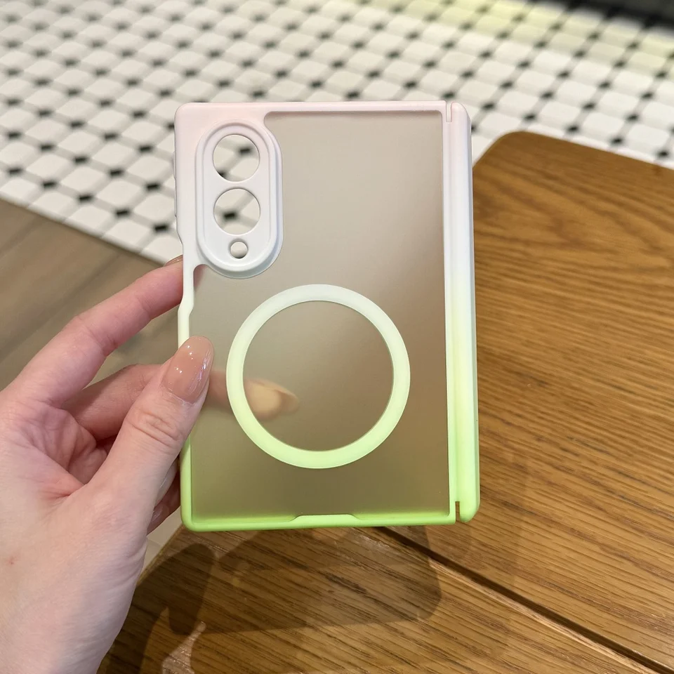 Funda translúcida degradada esmerilada para Magsafe para Samsung Galaxy Z Fold 8 Ultra 7 8, cubierta trasera magnética a prueba de golpes 2