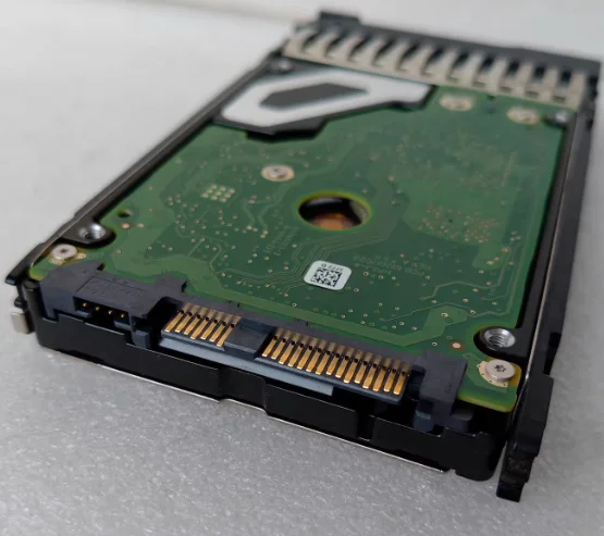 

Для жесткого диска HP C8S61A 730705-001 300G 15K SAS 2.5