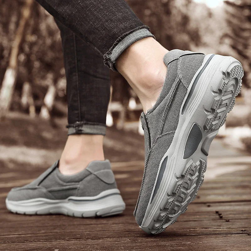Men Casual Shoes Comfortable Mesh Shoes Summer Breathable Men Loafers Wide Slip On Walking Shoes Men Tenis