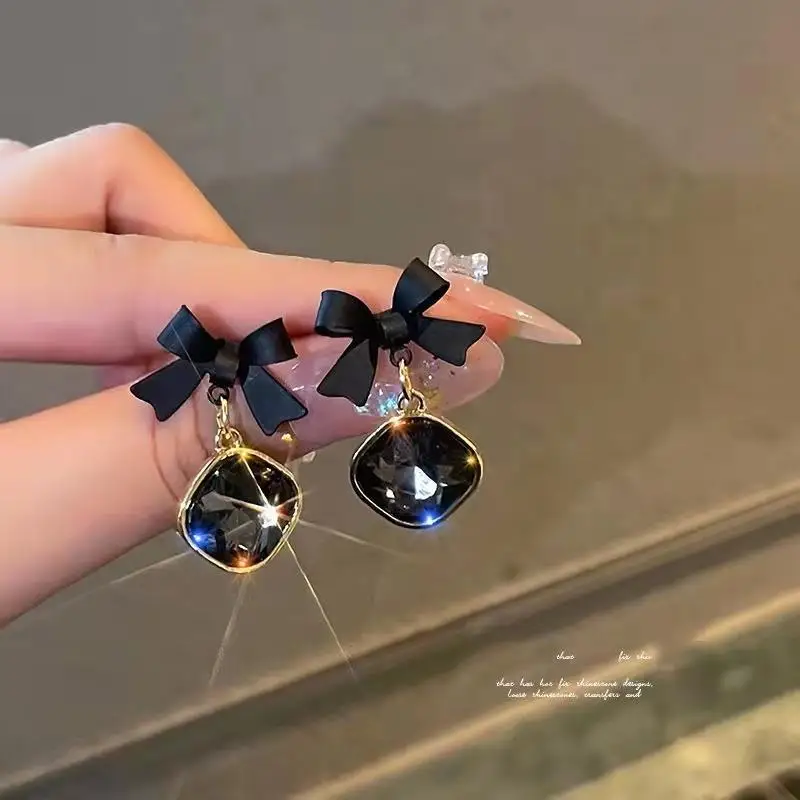 Trend Black CZ Crystal Bowknot Square Drop Earrings for Women Temperament Simple Korean Sweet Girl Friend Jewelry