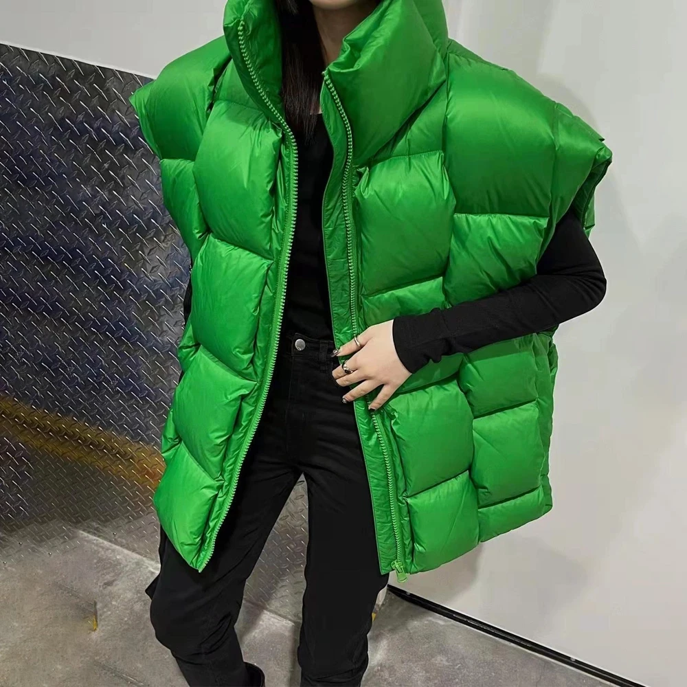 2024 Winter Waistcoat New Fashion Woven Pattern Warm 100% White Down Vest Jacket Female Green Loose Sleeveless Vests Ladies Coat