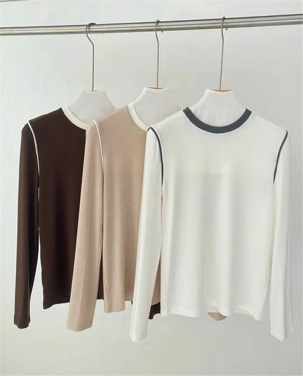 

25 Autumn/Winter New Women's Wool Blended Round Neck Contrasting Bead Chain Casual Pullover