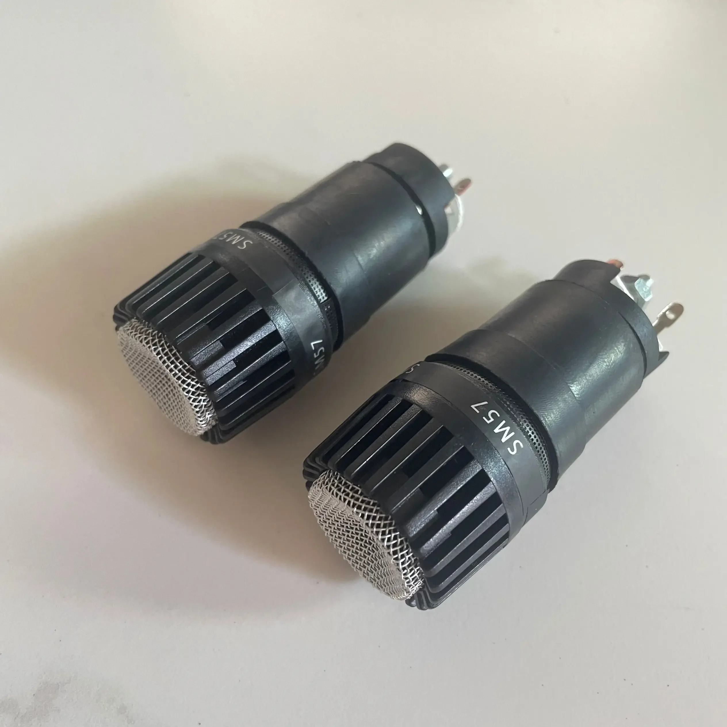1PCS High quality Professional Core Capsule Head For Shure SM57 SM 57 Microphone ,the metal body Microphone Cartridge