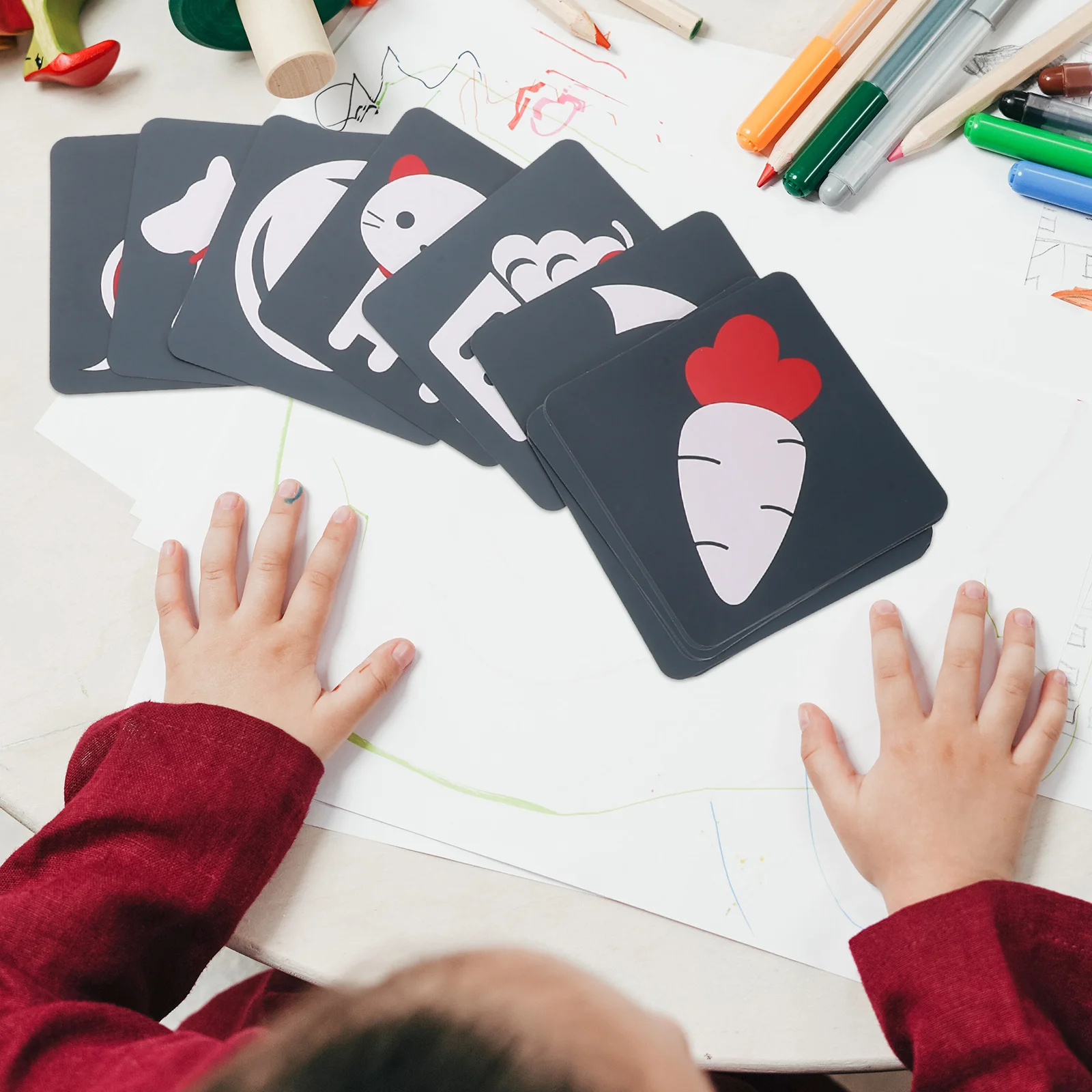 

2Sets Visual Stimulation Cards High Contrast Baby Flashcards Infant Attention Enhancement Newborn Learning Cards