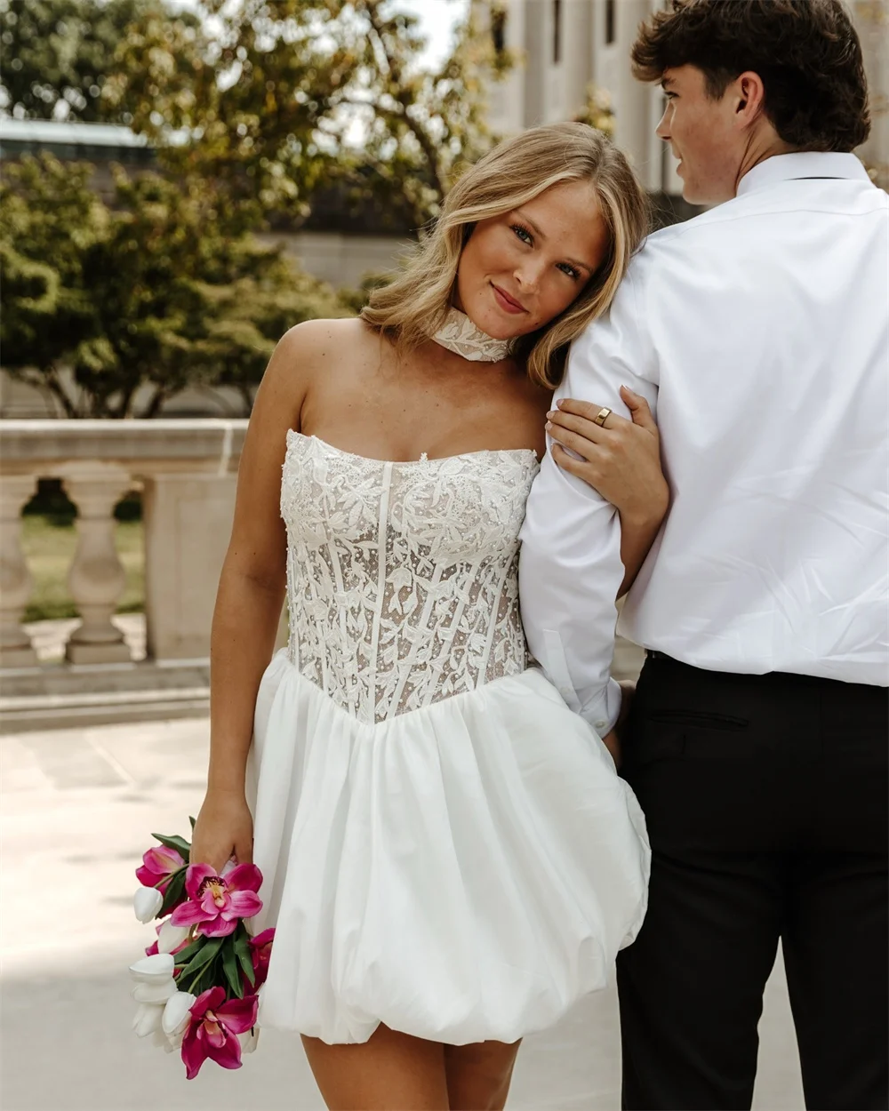 Белые свадебные платья без бретелек по индивидуальному заказу, кружевные элегантные свадебные платья трапециевидной формы без рукавов, 2025 шифоновые мини-свадебные платья