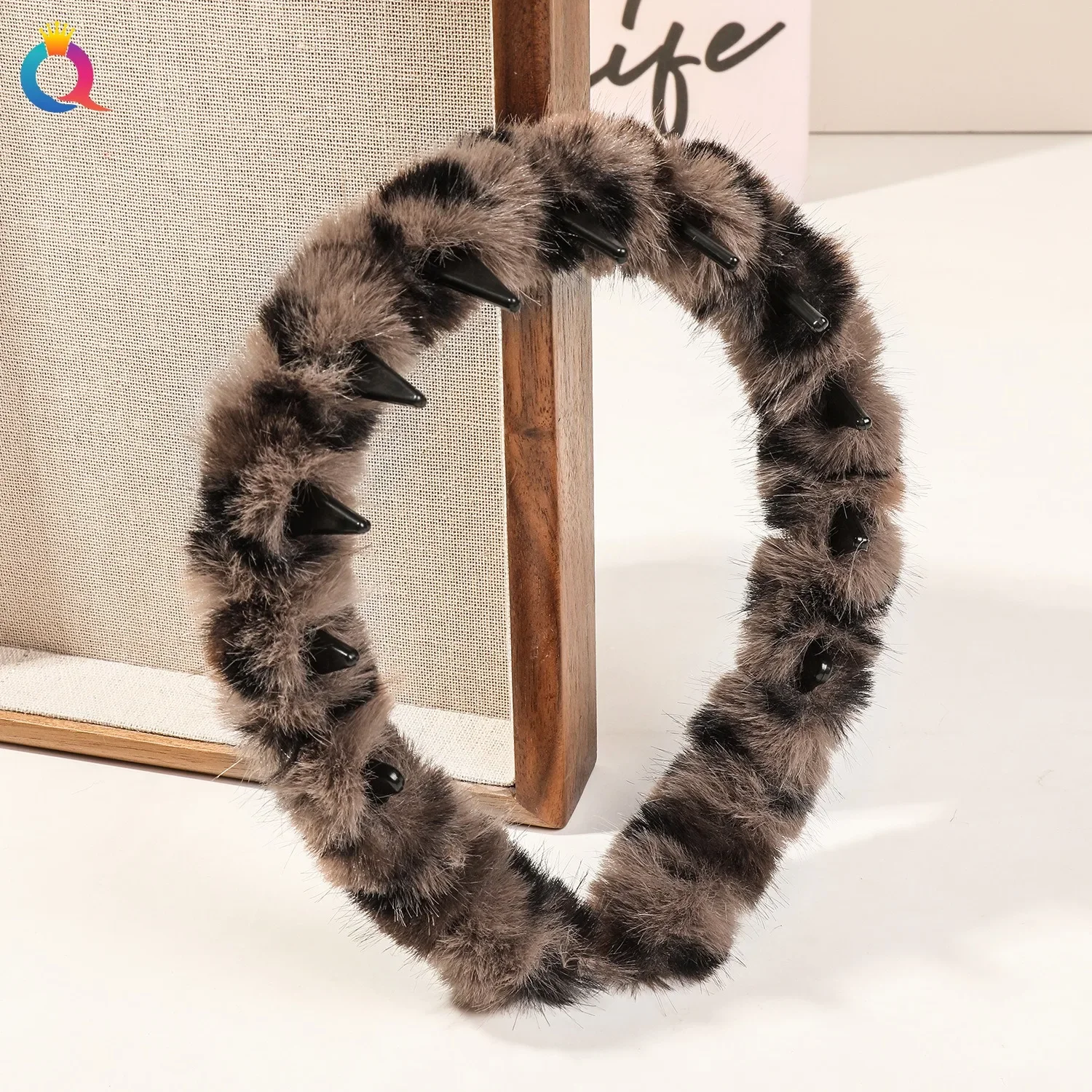 Leopard Print Plush Teeth Headband Retro Face Wash Slip-Resistant Winter Hairband Women Fashion Hair Accessories