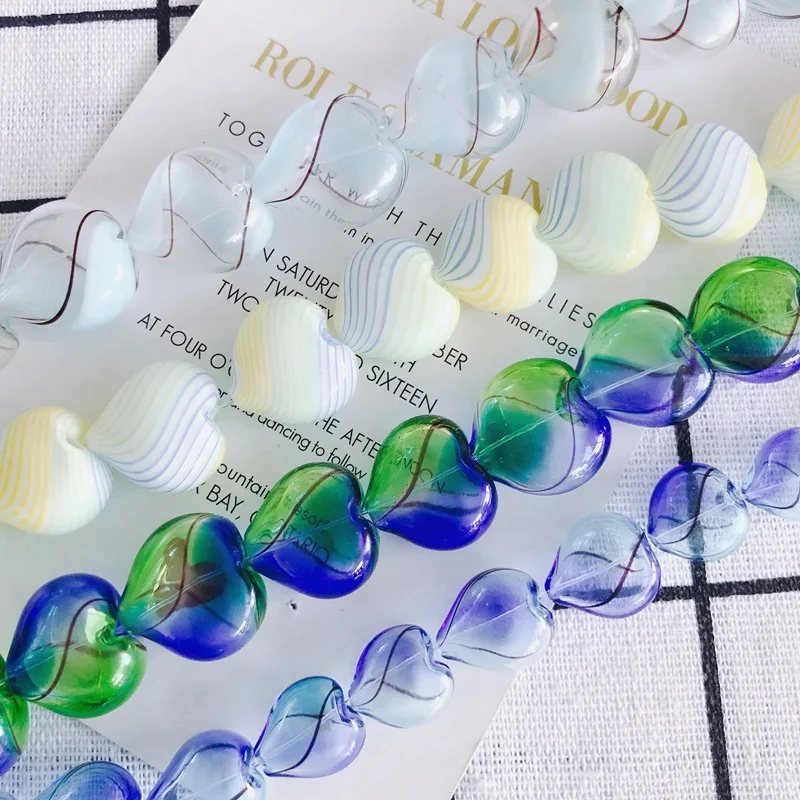 DIY Jewelry Accessories: Straight Hole Heart-shaped Glass Translucent Hollow Small Pendants Handmade Materials(2pcs)