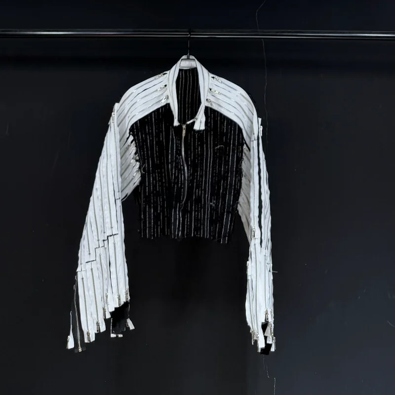 

MWJLPWQ Unisex Avant Garde Streetwear Cropped Jacket Black White Zip Strap Design Frayed Details For Edgy Punk Fashion 15634