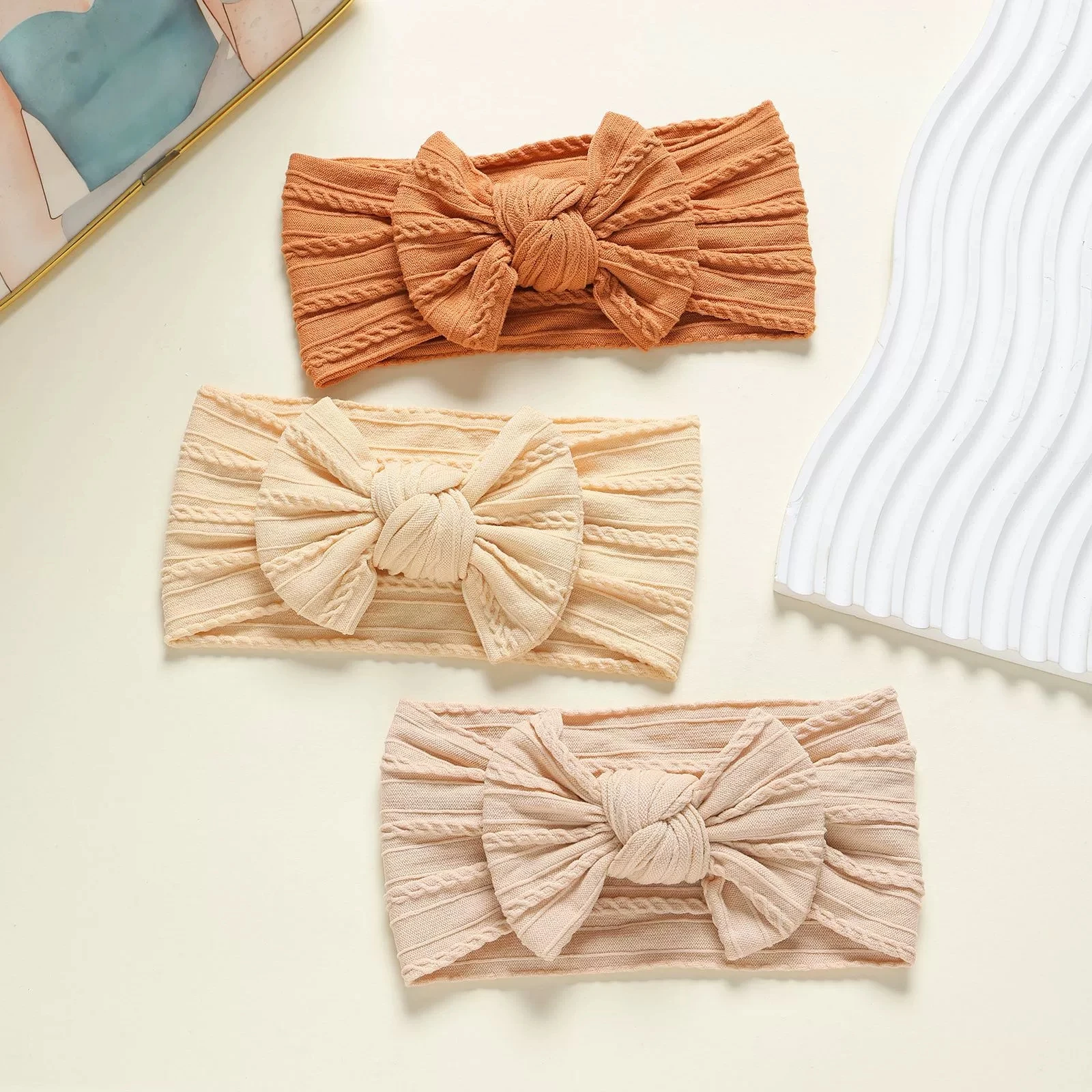 3ชิ้นขายส่งราคาคาดศีรษะไนลอนชุดสําหรับเด็กสาวผมปมเช่นที่คาดผมสายพิมพ์ทารกแรกเกิดกุทัณฑ์ผ้าโพกหัวเด็กสีชมพูH Eadbands