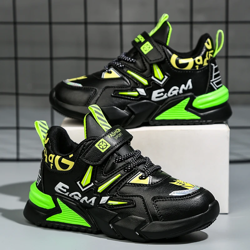 

A pair of children's four-season leather sport shoes, soft, comfortable, wear-resistant casual shoes, size 28-40，JY-F899