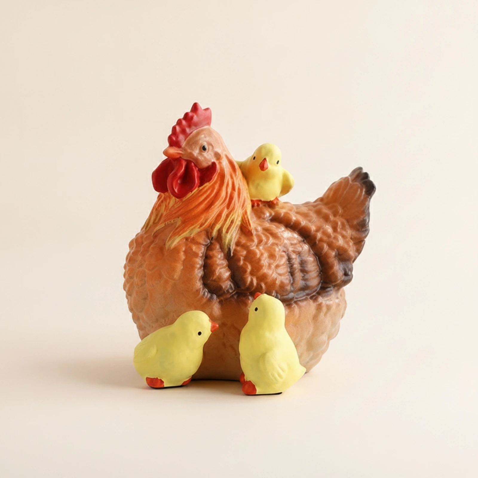 Hen Figurine with Chicks Weatherproof Hen Figurine Chicken Garden Statue Freestanding Sculpture Miniature for Gardeners, Patio