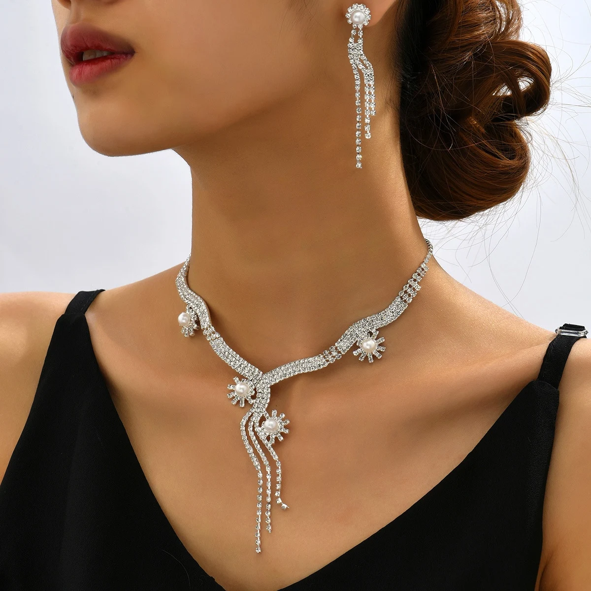 Conjunto de dos piezas de collar y pendientes, ágil y versátil, para té de la tarde, cena, cita, regalo, sesión de fotos, accesorio diario a juego.