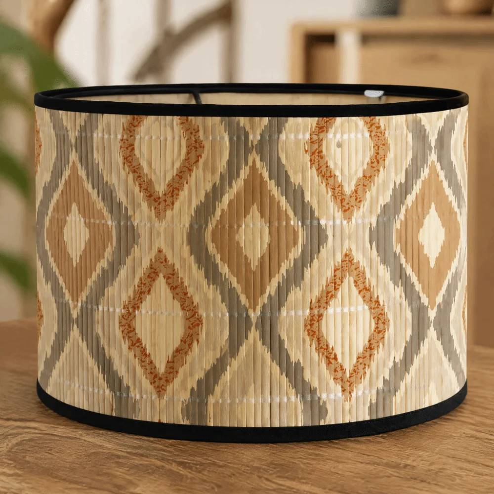 Handmade Bamboo Lampshade Hangable Long-Lasting Pendant Chandelier Greenery Patterned Abstract Line Pattern Lamp Shade Wall