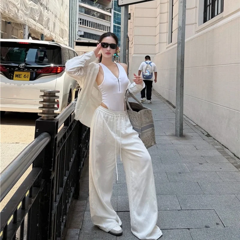 Sexy Autumn New Arrival One-Piece Zipper Loose Feel V-Neck Shirt Pants Set Women's Fashionable Casual Wear Short Sleeve