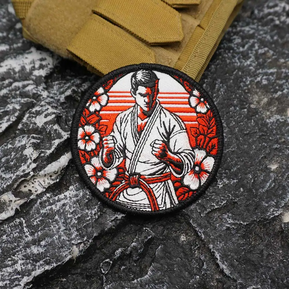 رقعة دائرية مطرزة مع حدود ميرو، زينة قابلة للخياطة للملابس والإكسسوارات