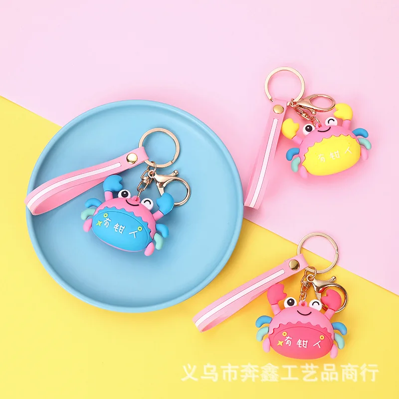 قلادة سلسلة مفاتيح على شكل سرطان البحر من مينسو، تمثال كرتوني مطاطي ناعم ثلاثي الأبعاد، هدية مناسبة، قلادة سلسلة مفاتيح بشعار مطبوع