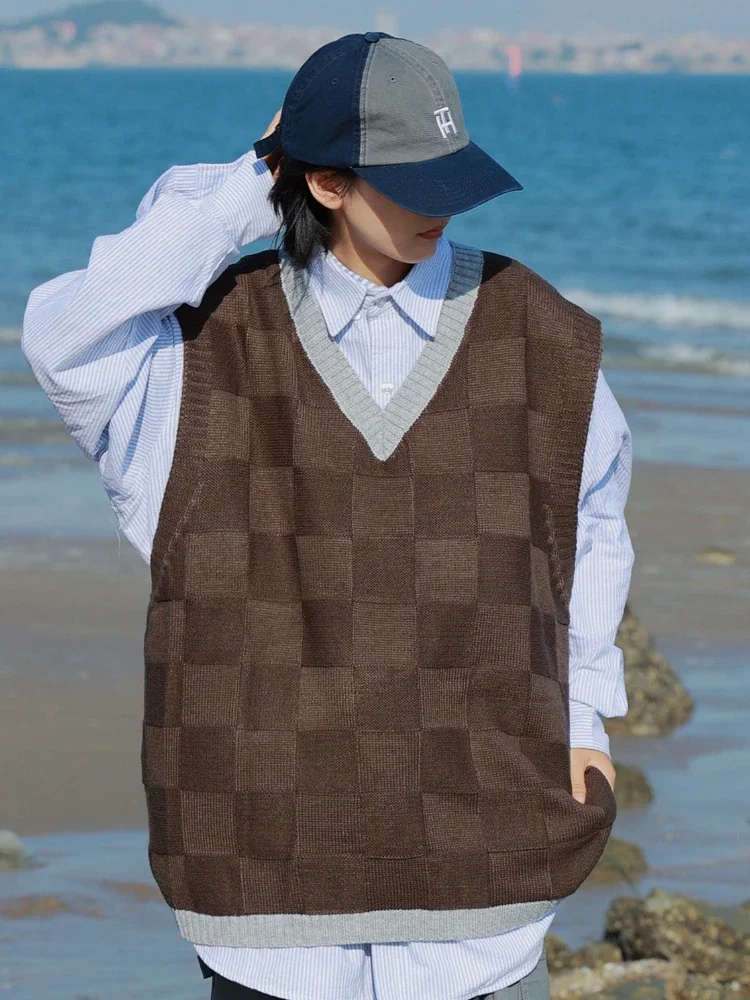 

Sweater Vests Men Casual Baggy Fashion Daily Spring Autumn Knitwear Plaid Retro Preppy V-neck Japanese Style All-match Simple