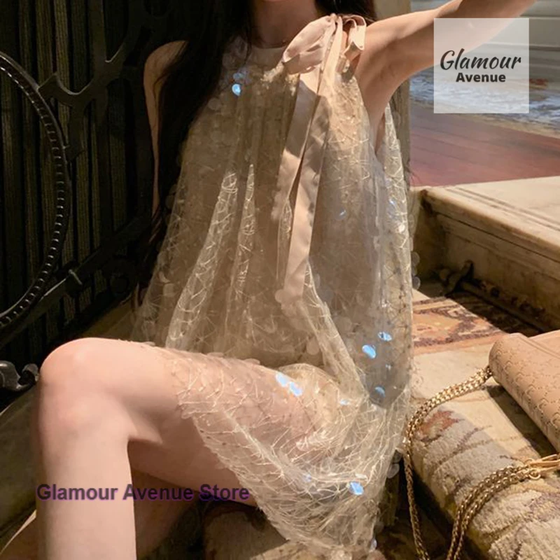 

French holiday style sequined hanging neck dress women's summer design sense suspenders skirt with high sense short skirt.