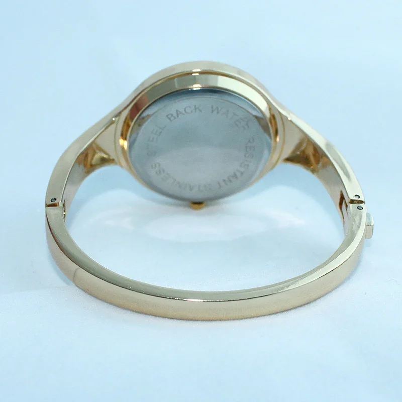 혼합 Color10pcs 레이디 여성 팔찌 시계 시계 스테인레스 스틸 라운드 석영 손목 시계 커프 시계 숙녀 시계 럭셔리