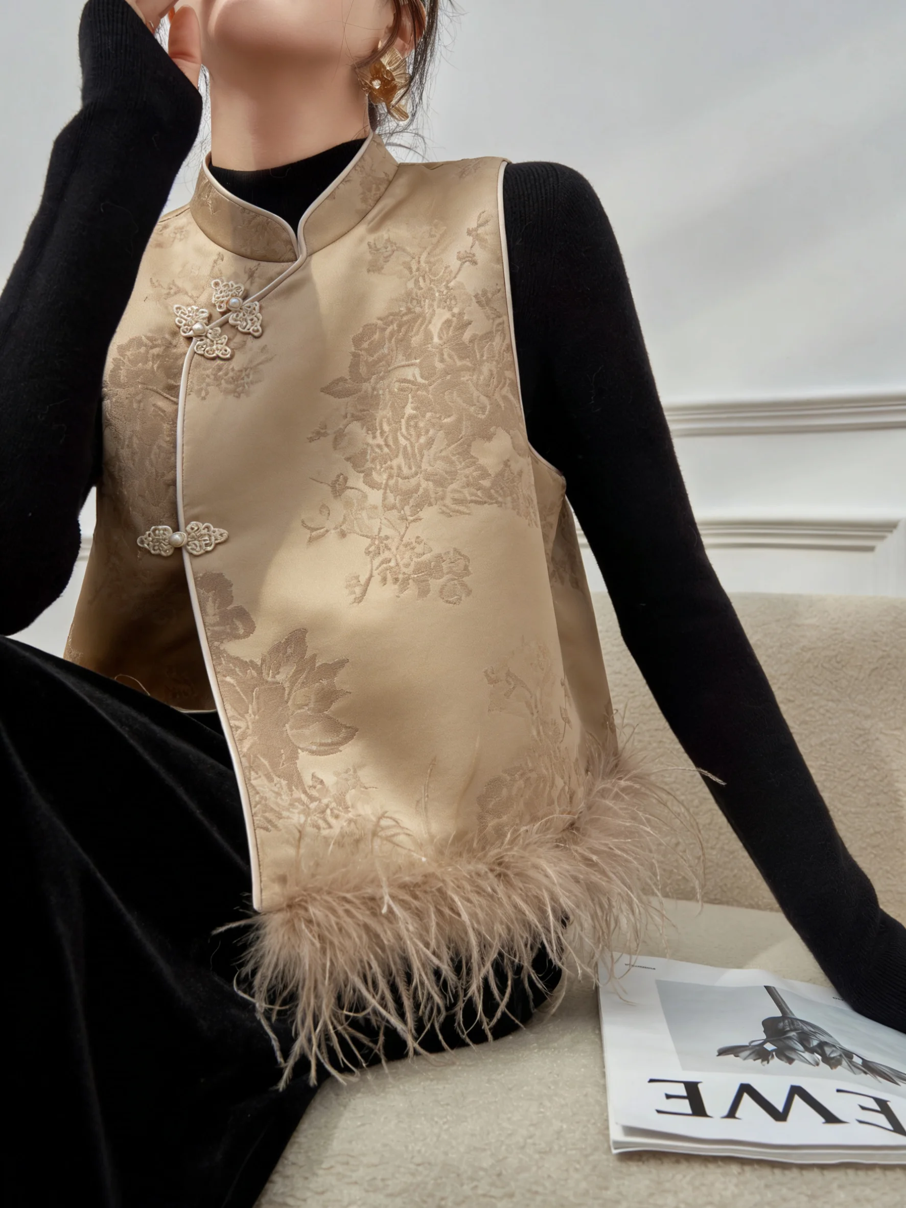 

New Year's Feather Patchwork Hem Buttoned Chinese Sle Women's Vest Faionable Spring Top Commute Sle Floral Pattern