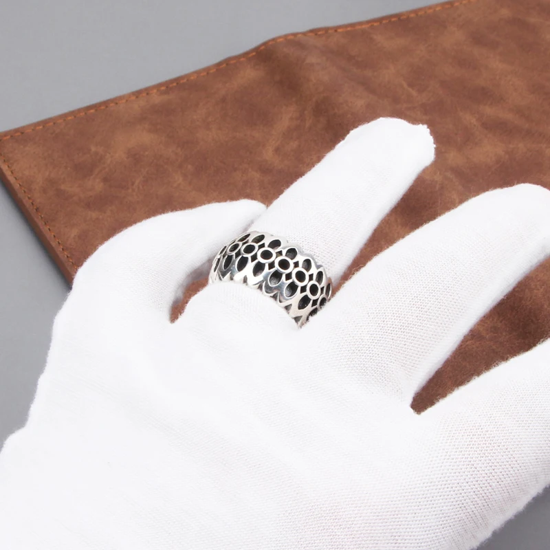 Japanese and korean  sterling silver jewelry hollow cherry blossom ring for men and women retro simple and elegant trendy ring