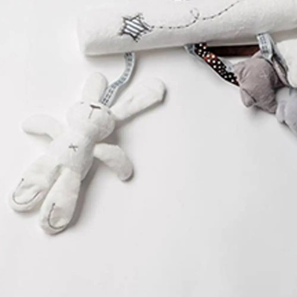 Nuovo morbido peluche appeso al letto giocattolo di coniglio coniglio a forma di stella campana a mano multifunzionale simpatico regalo per passeggino