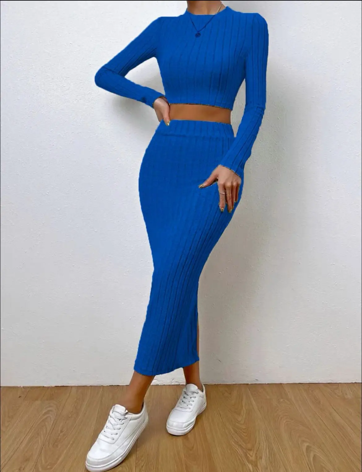 

2025 European and American Clothing Autum Casual Fashion Round Neck Long-Sleeved Hip Skirt Knitted Suit Comfortable Fit Pure Color