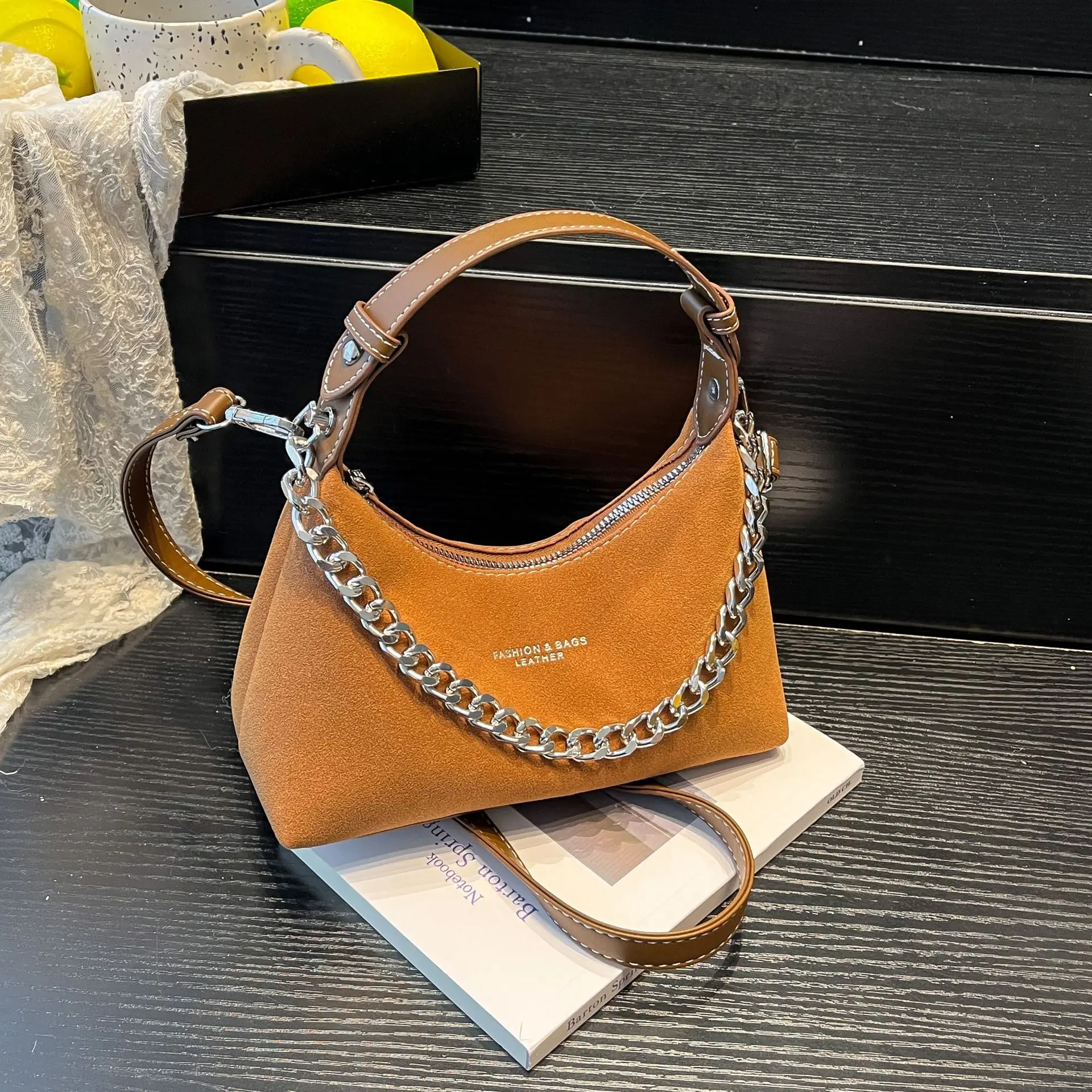 

2025 New Women's Soft Suede Chain Strap Crossbody Bag, Chic Adjustable Underarm Shoulder Purse, Versatile for Daily & Casual Use