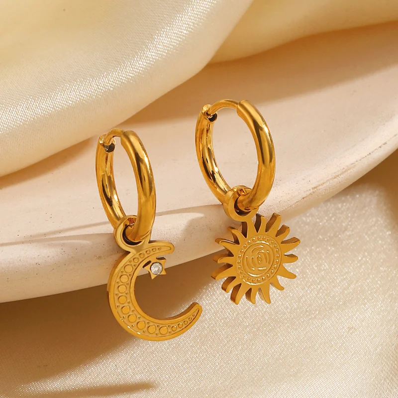 Sun and Moon Titanium Steel Earrings, Simple  Asymmetrical Rhinestone Drop Earrings, High-end Earrings for Women