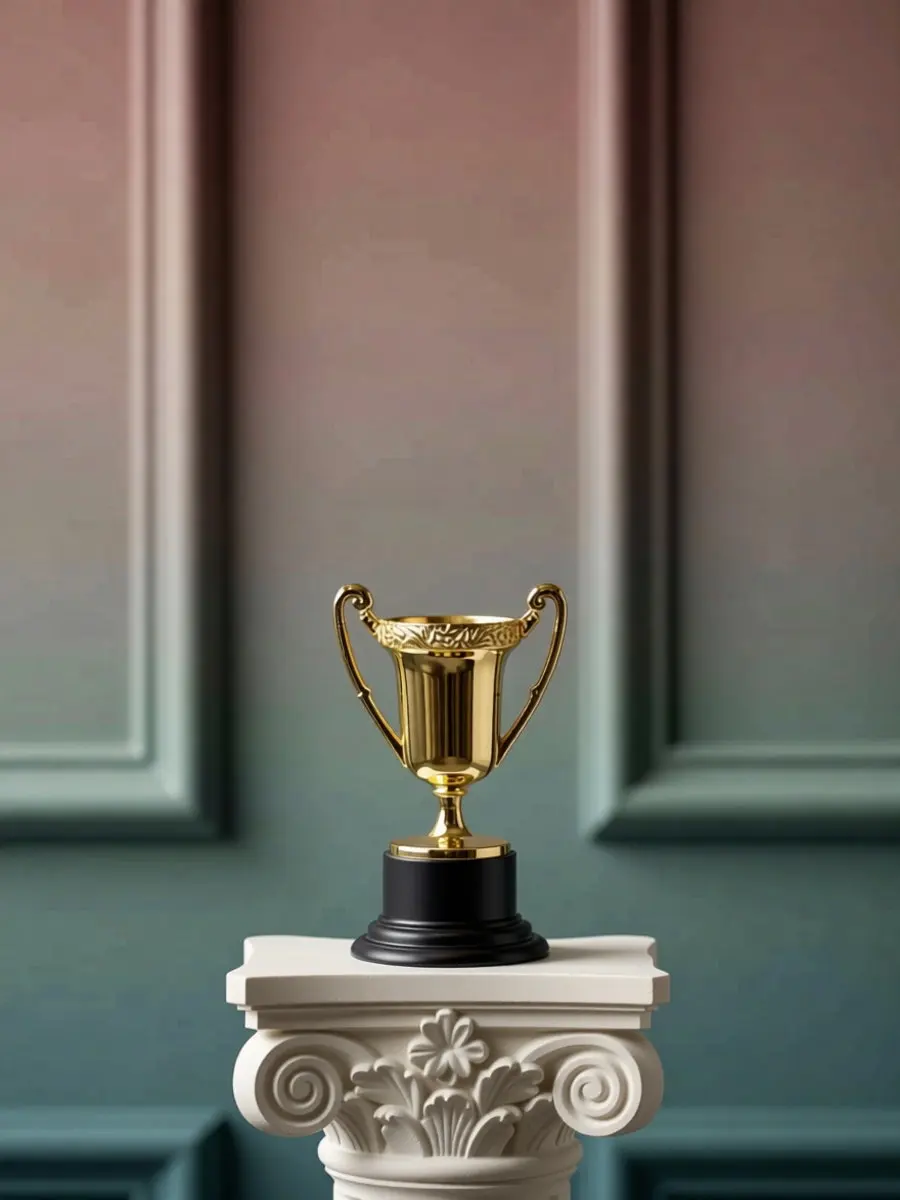 20Pcs Plastic Mini Gold Trophies For Home New Year Party Game Trophy Awards Sturdy Eye Catching Design