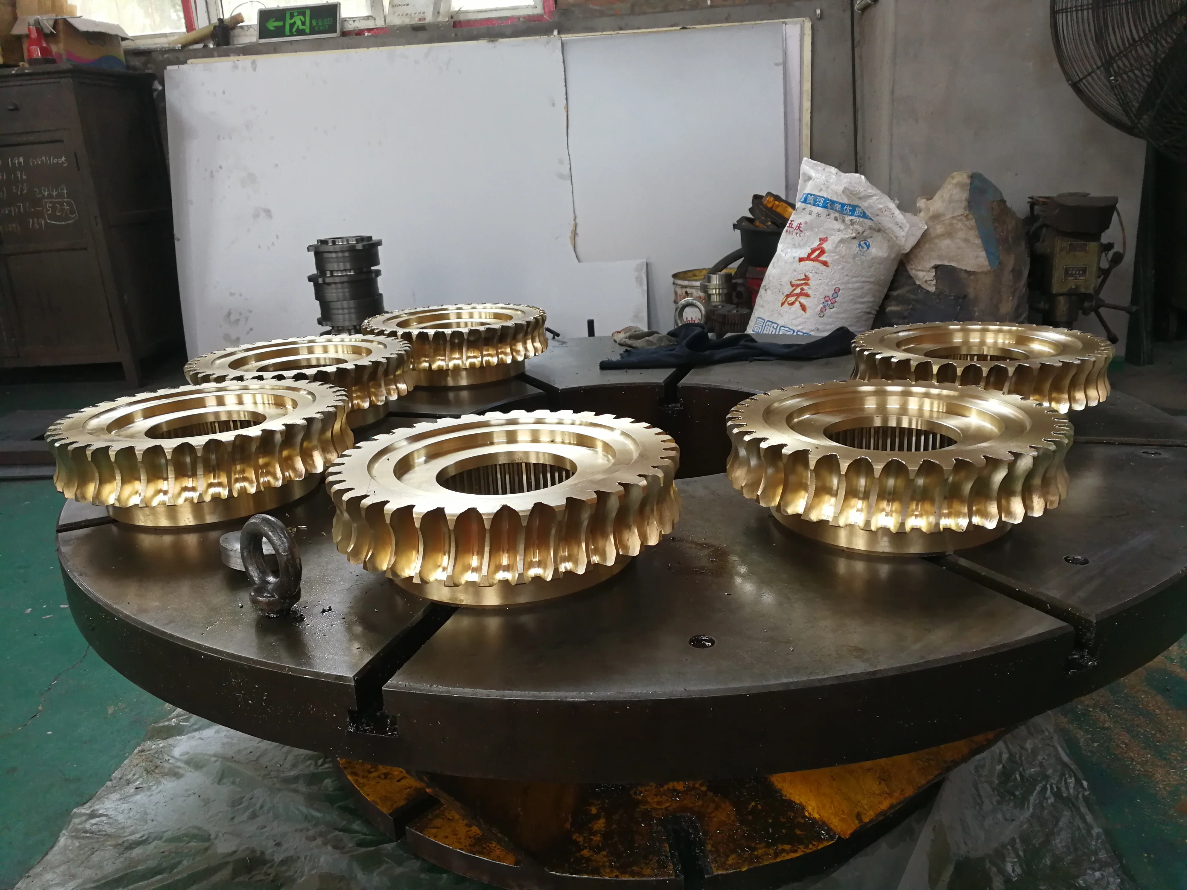 Cnc Machining Turbine Turbo Wheel Worm Turbine Wheel Gear Shaft&swing Pinion Worm Gear Screw Shaft