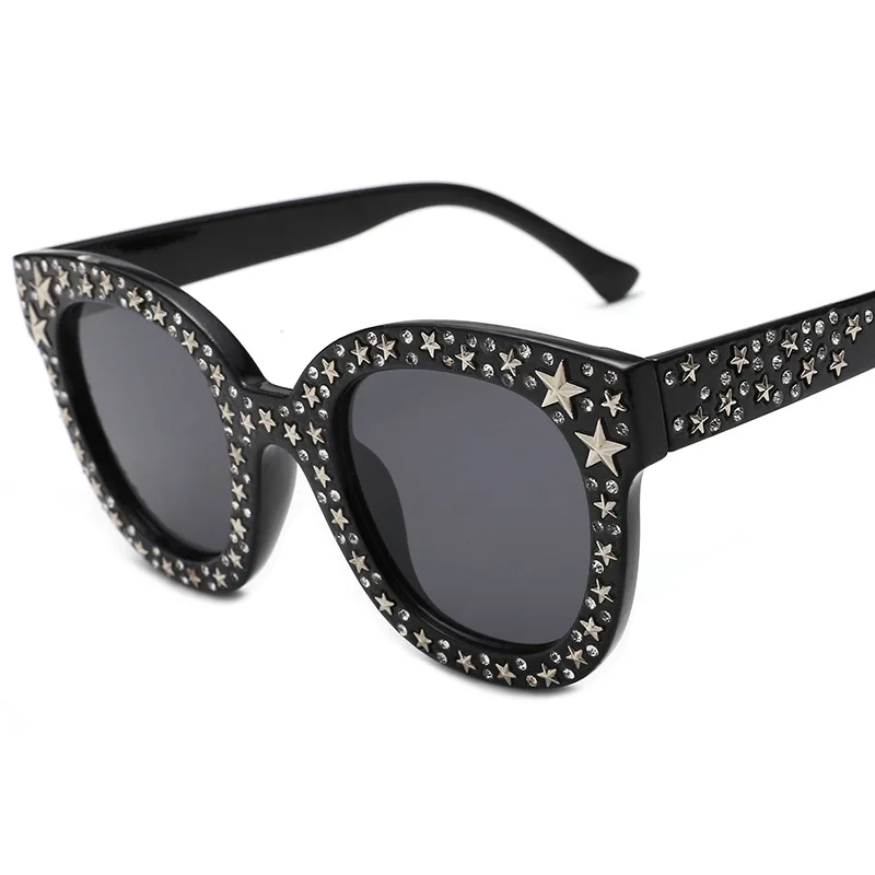 

Fashion Stylish Sunglasses Women Star Rivets Decoration Anti-glare Female Sun Glasses European American Decorative Sunglass
