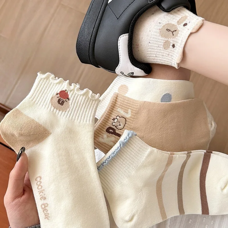 

5 Pairs Spring and Autumn Socks Solid Color Cute Cartoon Embroidery Socks Woman Breathable Short Tube Cotton Socks High Quality