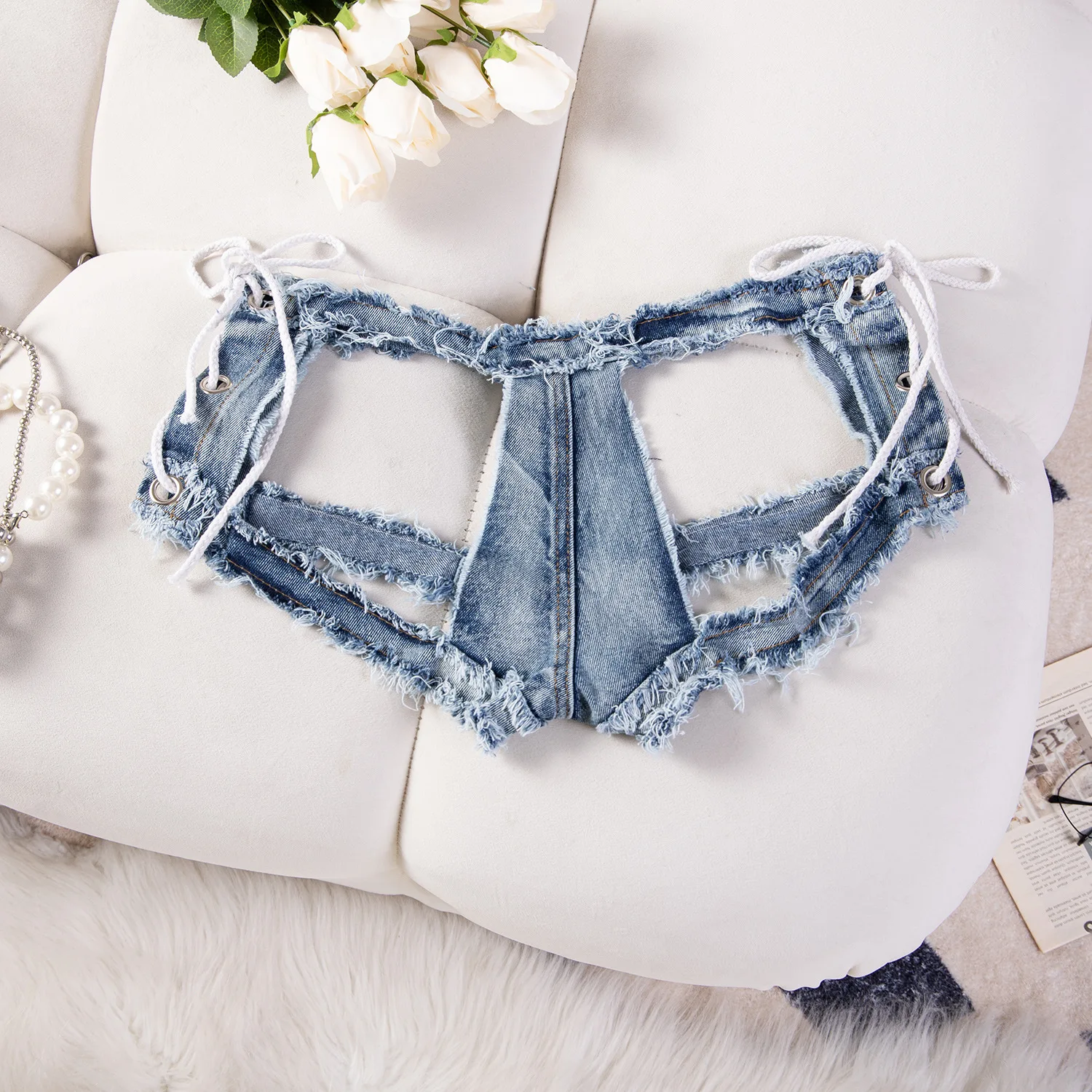 New Low-rise Hollow Out Lace-up Strap Denim Super Shorts