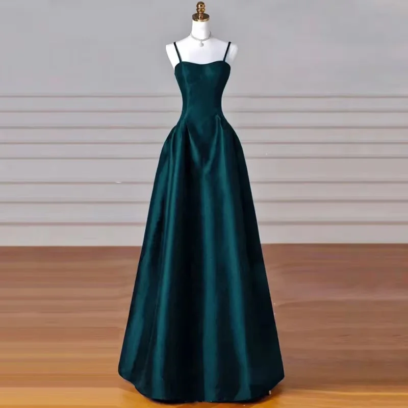 Multi‑color strapless sweetheart satin evening gown, sleeveless fitted A‑line design. Suitable for prom, bridesmaid, wedding gue