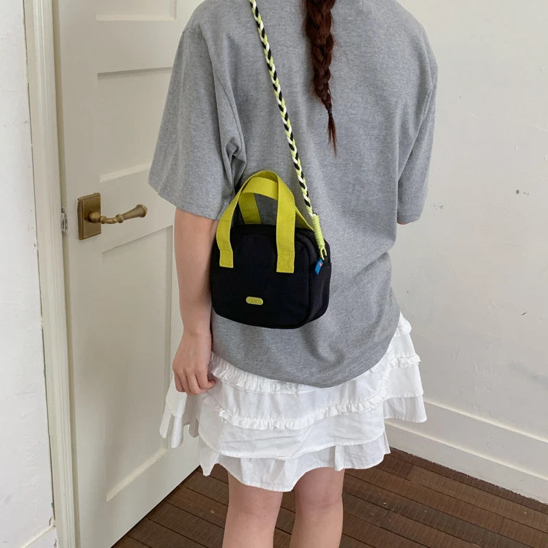 

Cute Japanese Style Mini Crossbody Bag for Women Casual Phone Pouch Lightweight Shoulder Bag for Spring Outing Handheld Tote