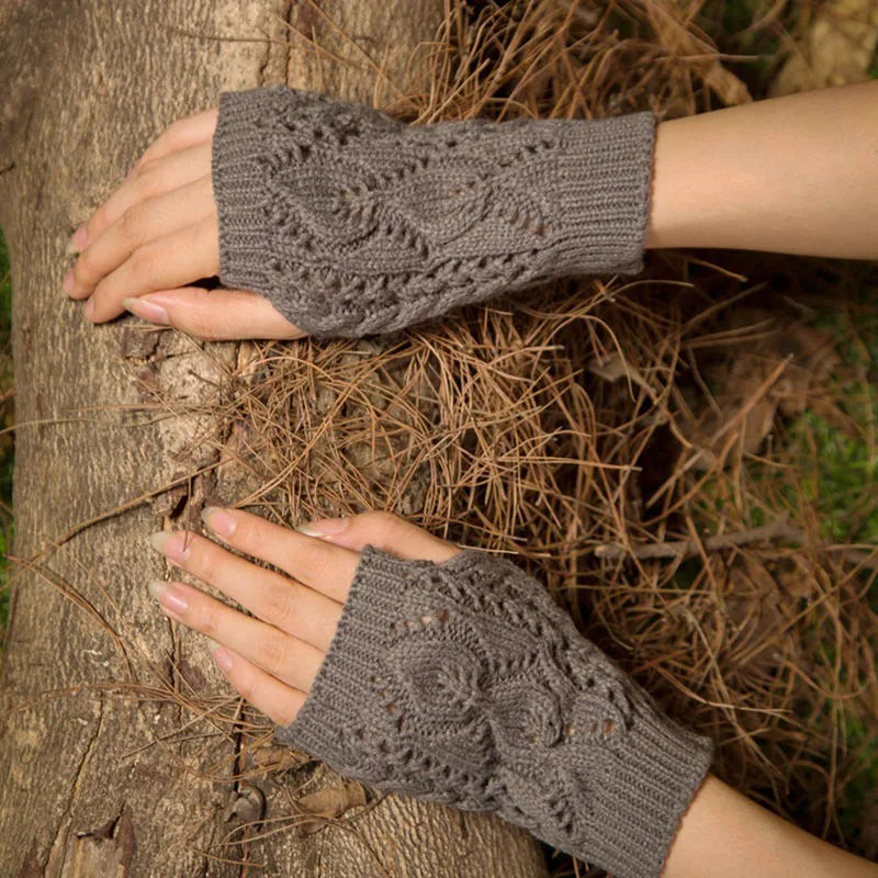 Women Half-finger Gloves Stylish Hand Warmer Winter Female Arm Crochet Knitting Faux Wool Mitten Warm Fingerless Gloves T75