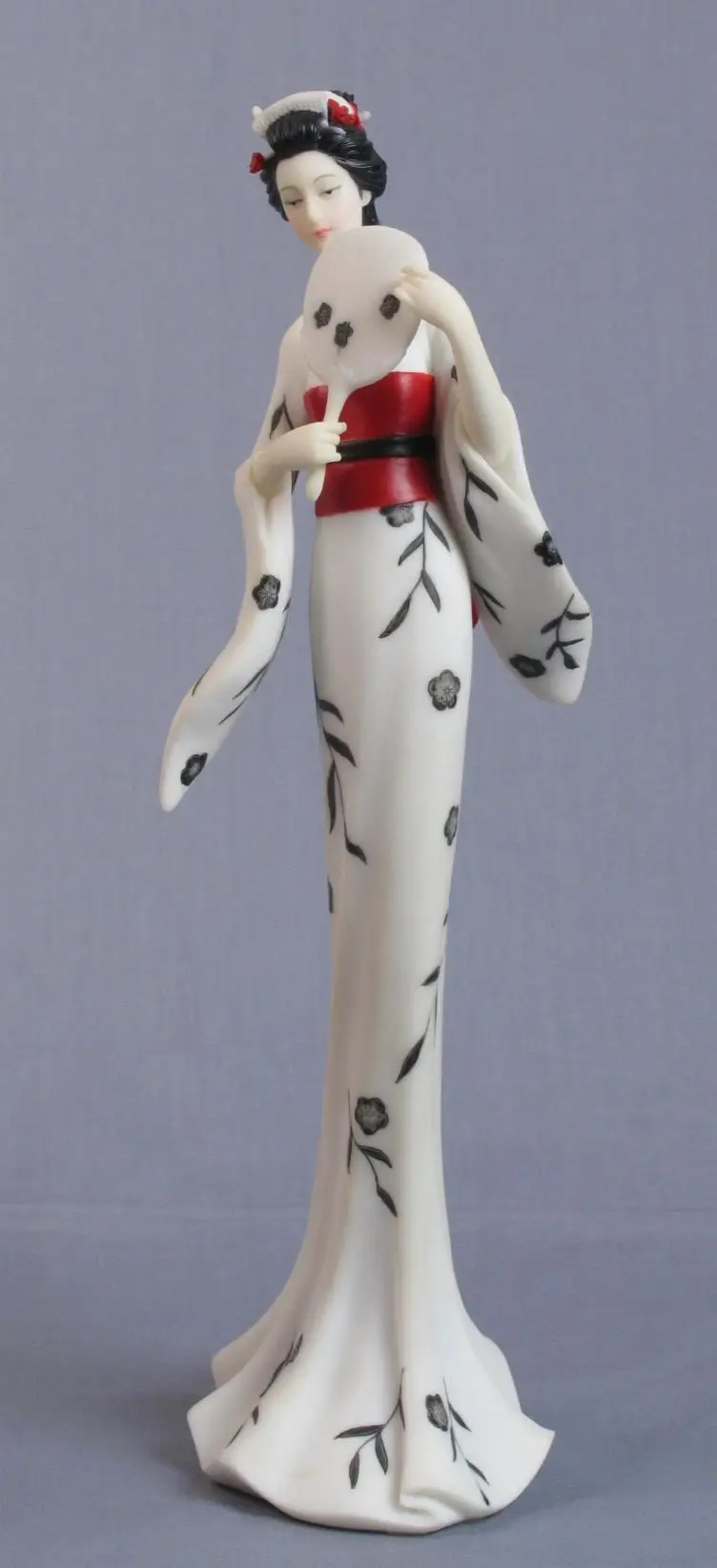 Resin Japanese Geisha Figurine Floral Print Kimono Lady Statue Oriental Character Desktop Ornament Asian Style Home Decor Gift