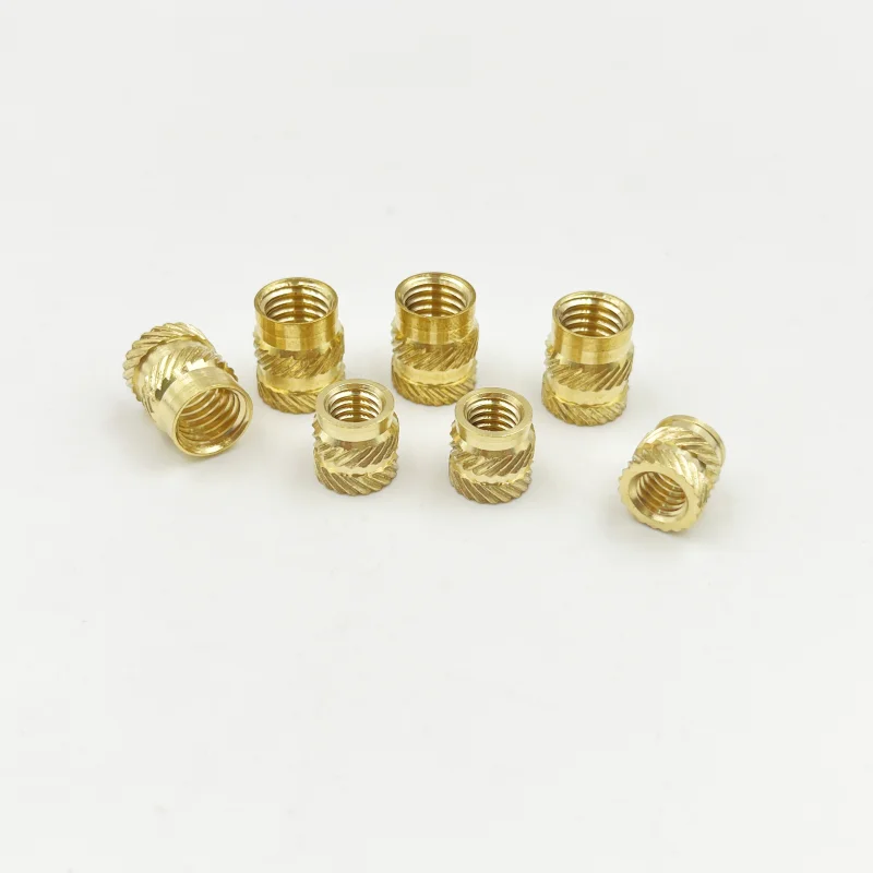 Einsatzmutter-Set M2 M2,5 M3 M4 M5 M6 Messing Hot Melt Rändelmutter Gewinde Wärmeform Doppel-Twill-Einspritzung Einbettung Kupfermutter 3D – Detail 5