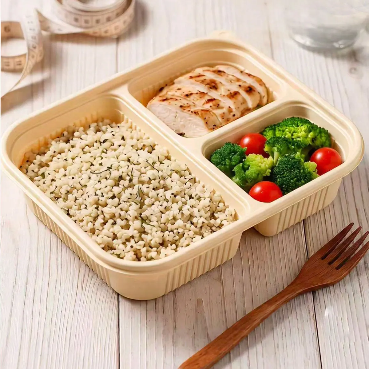 Compartmentalized Biodegradable Takeaway Packaging Boxes, Lunch Boxes, Bowls, Salad Containers, Disposable Commercial Eco-Friendly Corn Starch Containers with Lids