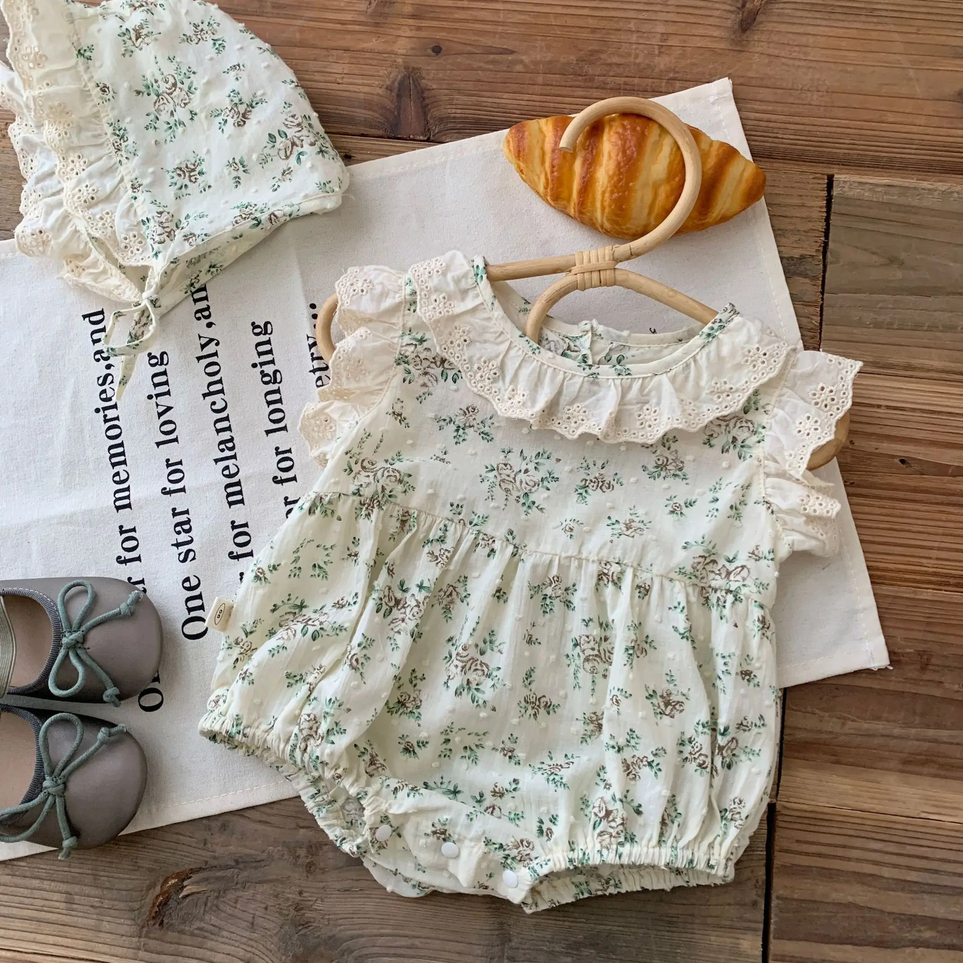 2026 Summer Infant Girls Romper Cotton Floral Printed Lace Babys Girl Jumpsuits Fly Sleeve Peter Pan Collar Newborn Girl Onesies