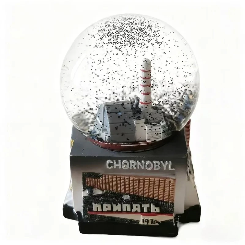 #19 Compare Snow Globes Before You Buy