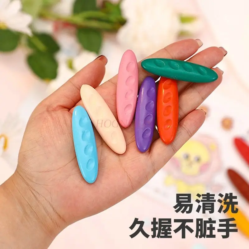 12 pieces/set Children's crayons are not dirty, can be washed with water, safe for drawing, and oil painting sticks