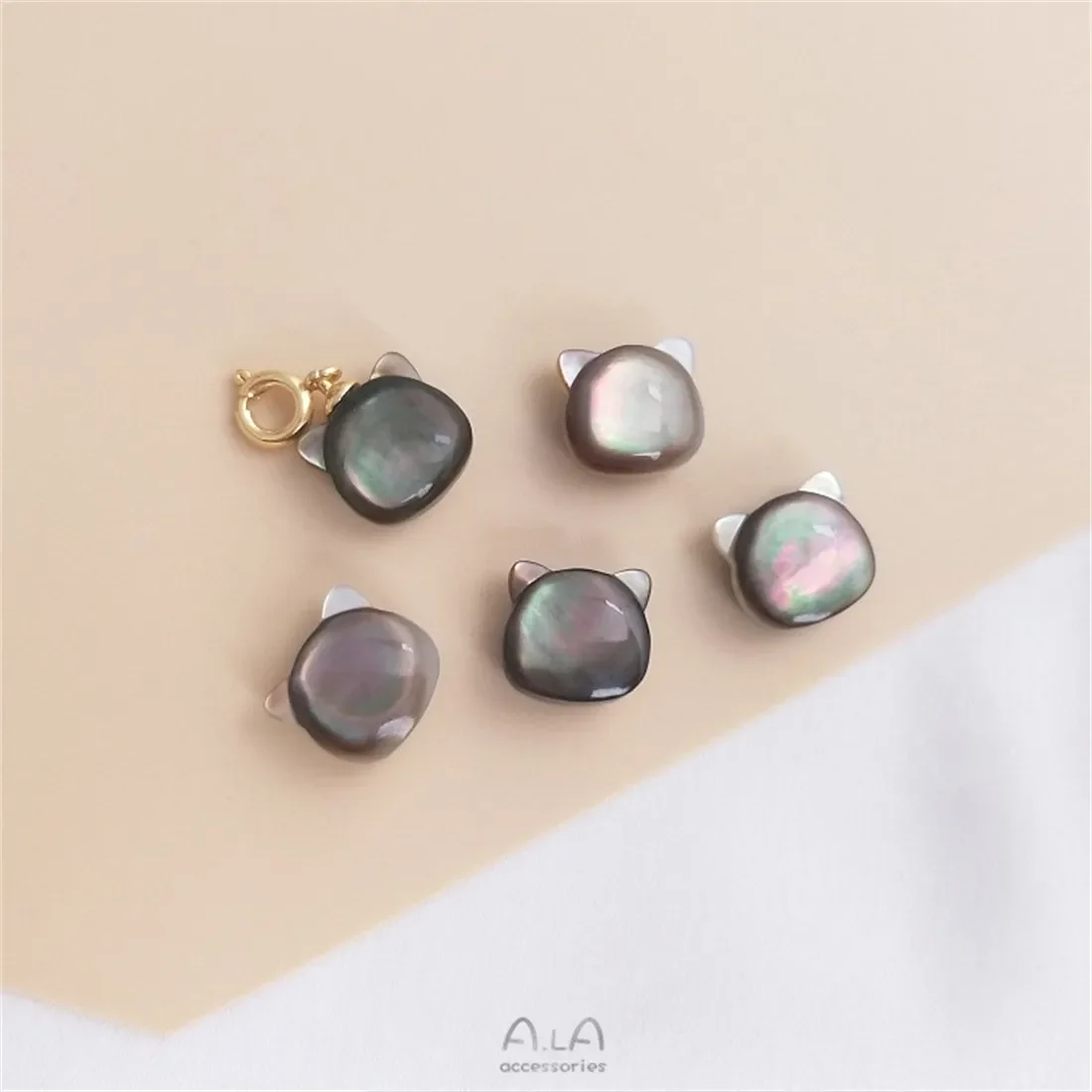 

Natural Queen Shell Pendant, Black Cat Head, Half Hole, Through Hole, Bead Separation, DIY Necklace, Bracelet, Jewelry Accessori