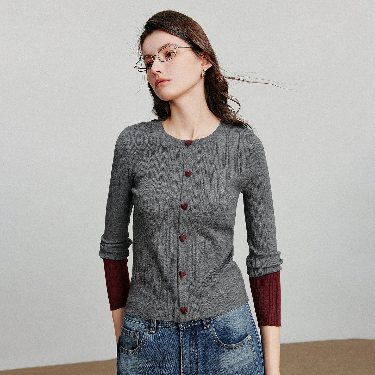 TOYOUTH Suéter feminino de malha 2025 outono nova lã contrastante manga comprida slim fit pulôver tops cinza