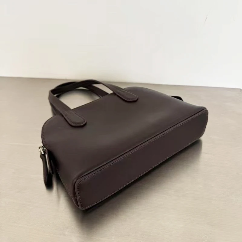 حقائب شل الجلدية الأصلية ذات الأحرف الأولى المخصصة مجانًا للنساء، حقائب يد ومحافظ فاخرة من تصميم المصممين لعام 2026، حقيبة كتف صغيرة بمقبض علوي من جلد البقر الطبيعي جديدة جودة عالية ًالشحن مجانا وصول الشحن السريع #4