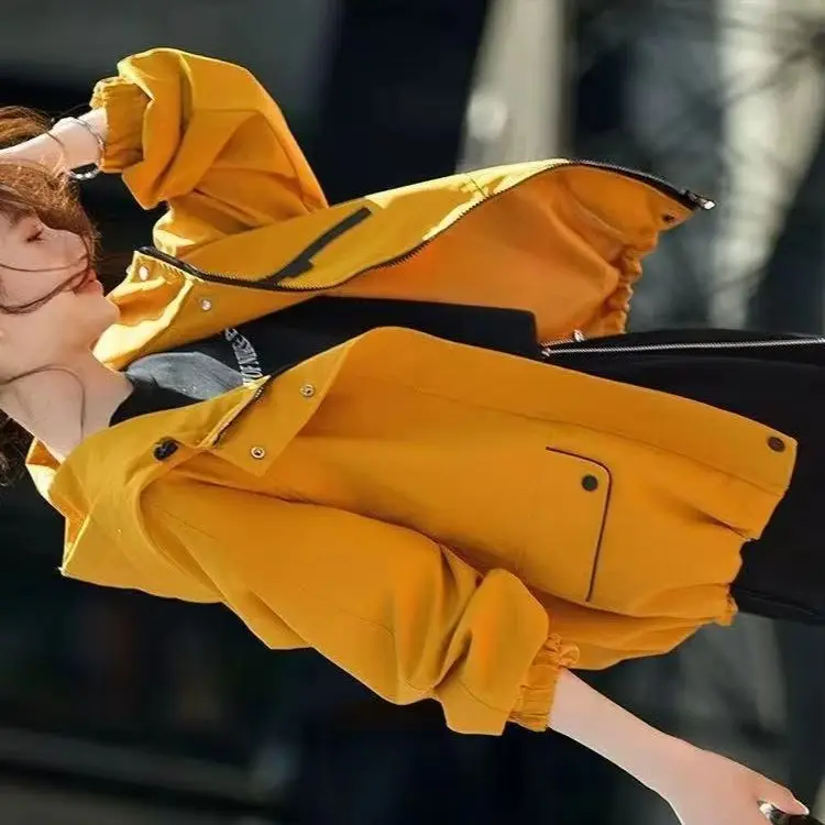 Fashion Women's Jackets Spring Autumn 2027 New Hooded Short Windbreaker Coat Temperament Outerwear Ladies Explosions  Overwear